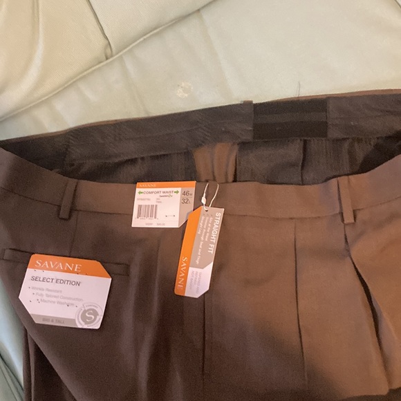 Men cuffed pants.Wrinkle resistant.fully tailored construction.machine washable. - Picture 4 of 6